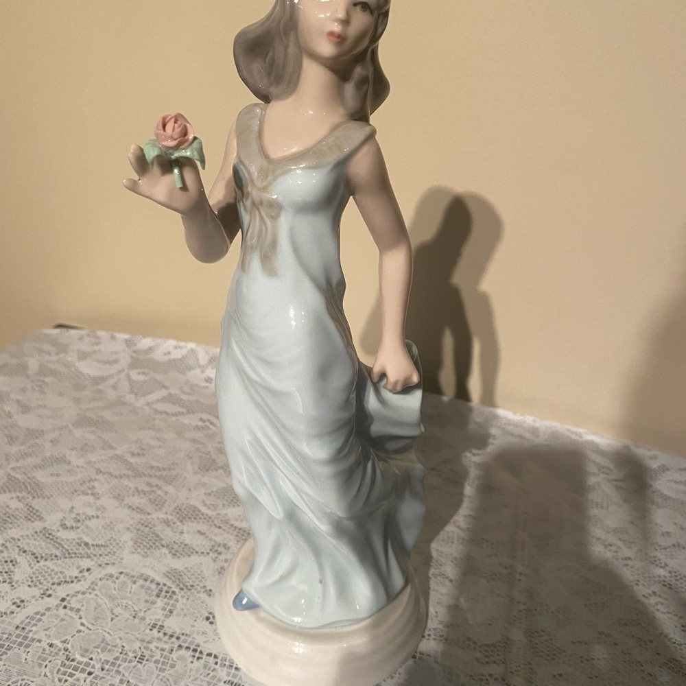 Vintage Tengra Porcelain Figurine Made in Spain 11” Tall